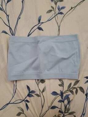 Light Blue Seamless Bandeau Top NWT🌸